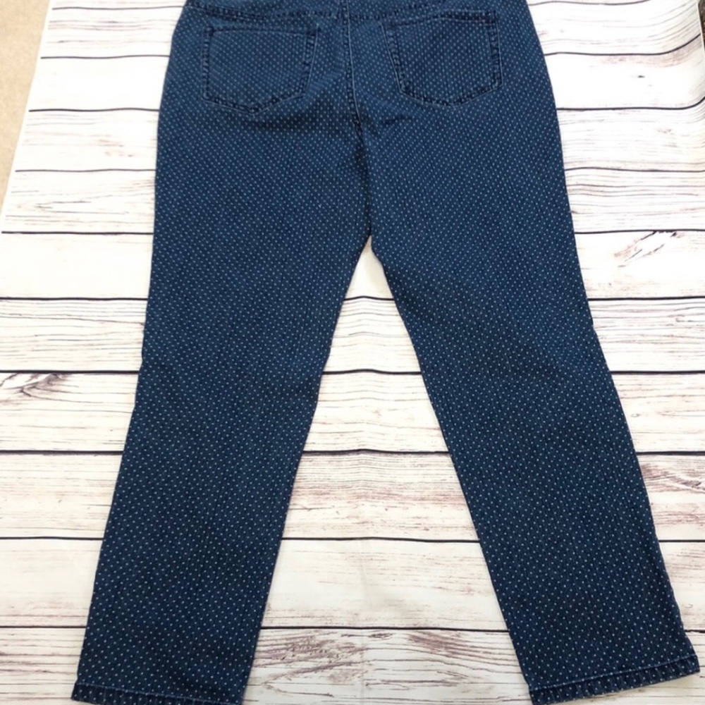 Charter club size 12 skinny ankle jeans